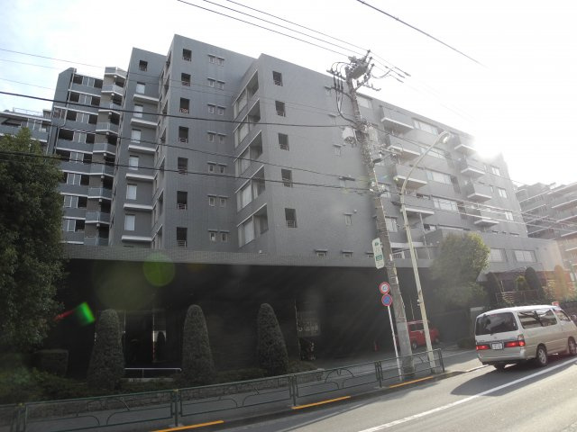 It’s東京フォーサイトスクエアの外観