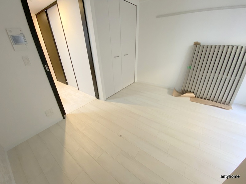 エステムコート吹田・朝日町　仲介手数料無料の洋室