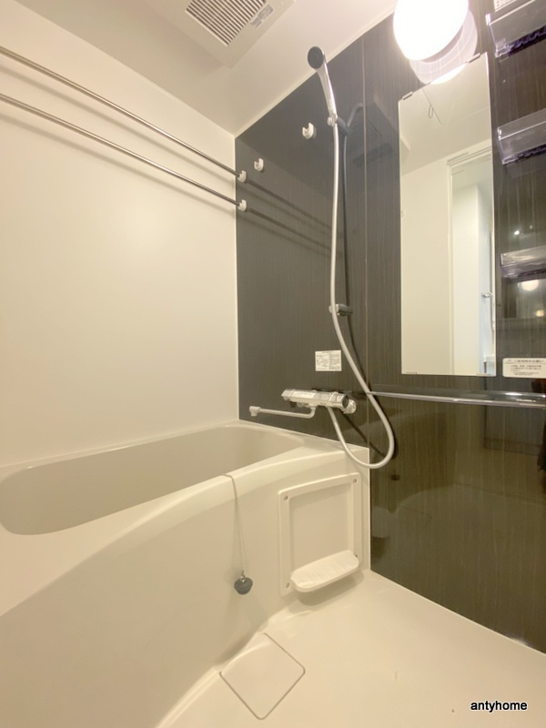 エステムコート吹田・朝日町　仲介手数料無料の浴室