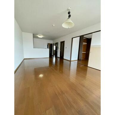 熊本市東区健軍４丁目の賃貸マンションの居間・リビング