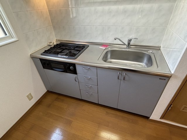 ヒーローマンション･リーフのキッチン