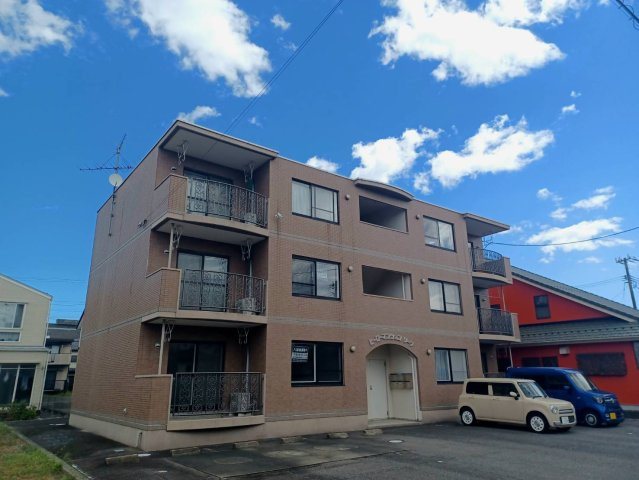 ヒーローマンション･リーフの外観