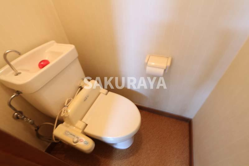 石川アパートのトイレ|2014年撮影。現況と異なることがございます。