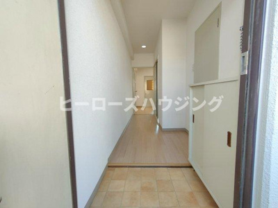 【玄関】 | ラフィーネフジ豊中