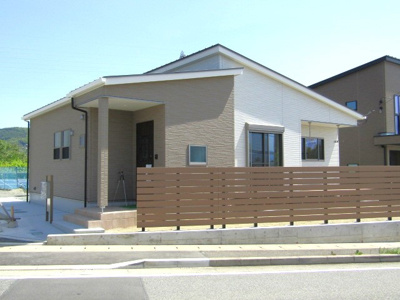 【外観】 | エンゼルハウス甲斐市龍地② | きれいな外観です