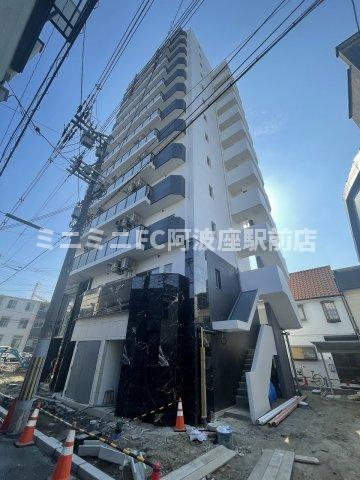 エステムコート大阪福島ルアーナの外観