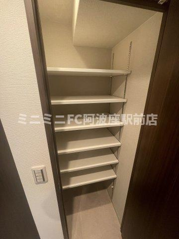 エステムコート大阪福島ルアーナの収納