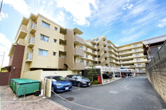 【その他共用部分】 | スーパー・コンビニ・郵便局・総合病院・保育機関などが徒歩10分以内にあり生活便利なマンションです。