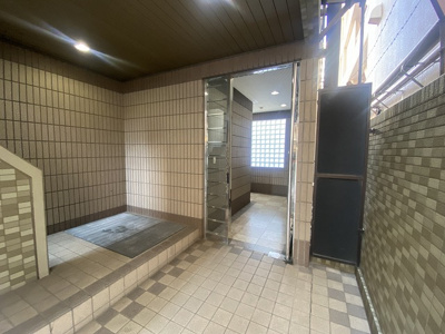 【エントランス】 | YKハイツ松の内