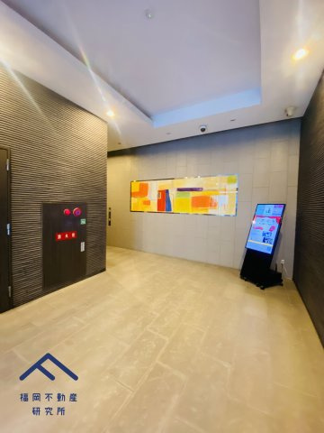 エンクレストベイ天神東のエントランス