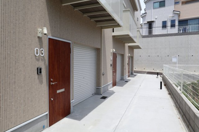 【エントランス】 | パロスGT塩屋