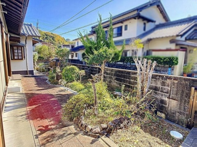 高知市横浜西町　中古戸建ての庭