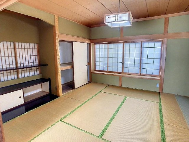 高知市横浜西町　中古戸建ての和室