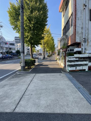 名東区神里一丁目土地の前面道路含む現地写真