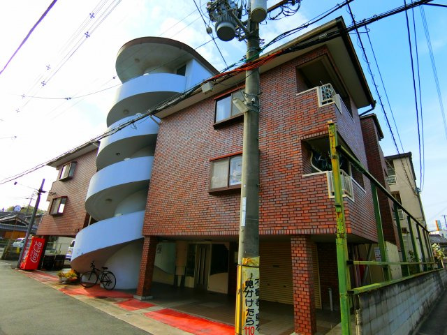 RIZEONE富田林レジデンスの外観