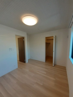 【洋室】 | ウエストヒル 弐番館