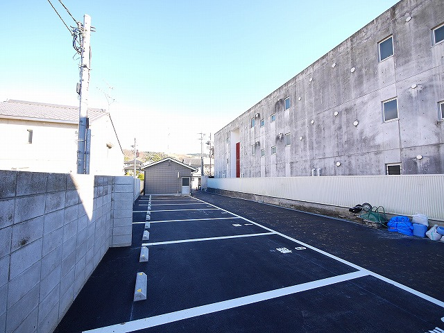奈良T・Mモータープールの駐車場