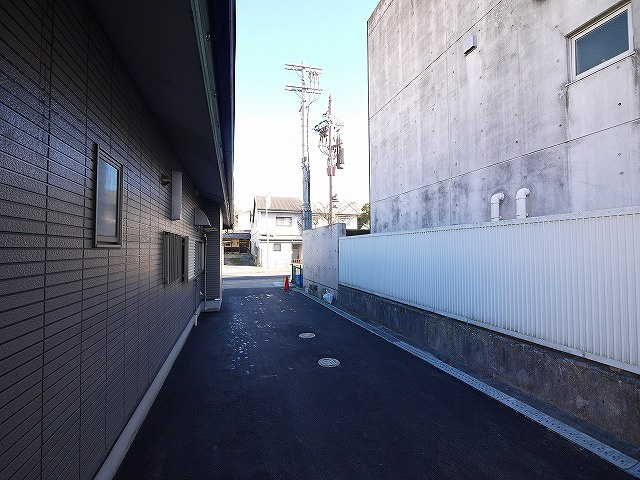 奈良T・Mモータープールの外観