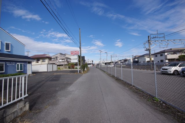 宇都宮市西川田本町２丁目　売診療所のその他|前面道路