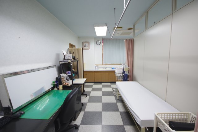 宇都宮市西川田本町２丁目　売診療所のその他|診察室