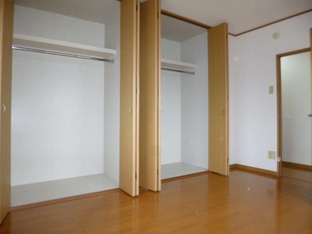 ユーミーオアゾの内装|洋室