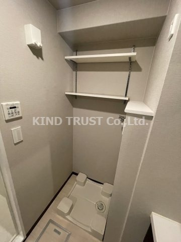 天満橋ケルスコートの洗面所|スペースが確保できる洗面所です