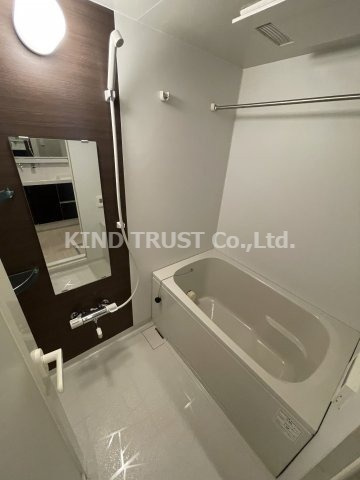 天満橋ケルスコートの浴室|日々の疲れを癒すお風呂付です