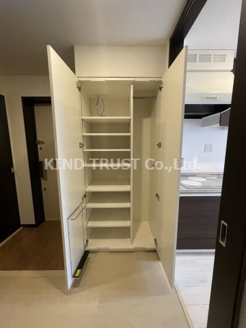 天満橋ケルスコートの収納|たっぷりとした収納スペースです