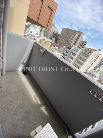 エスリード梅田新道第2のバルコニー|バルコニーからの眺めを楽しみながら食事をしませんか