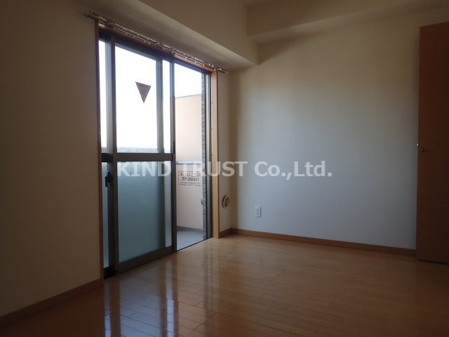 ラナップスクエア東梅田の居間・リビング|ゆったり過ごせるリビングです