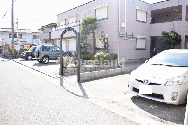 ハイムフューチャーの駐車場|カースペースがあります