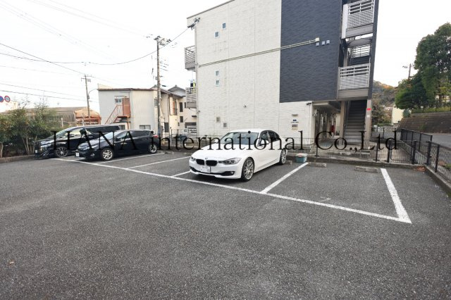 【駐車場】 | レオパレス楢崎