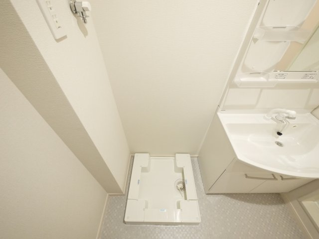 クラシオ大久保幕張のその他|洗濯機置場です