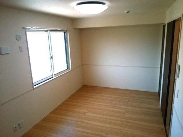 アイリスBの洋室