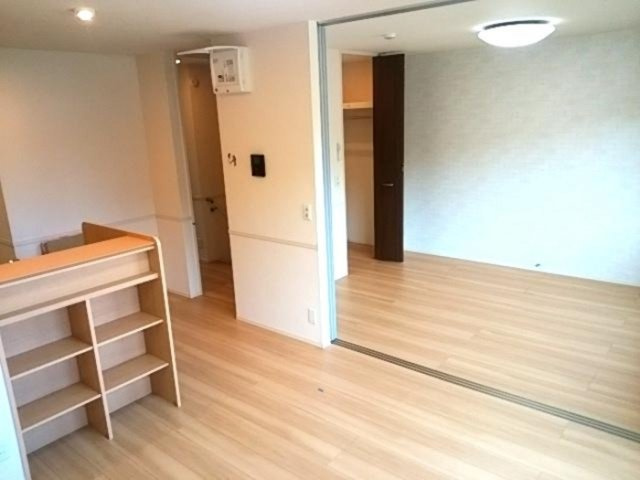 アイリスBの居間・リビング