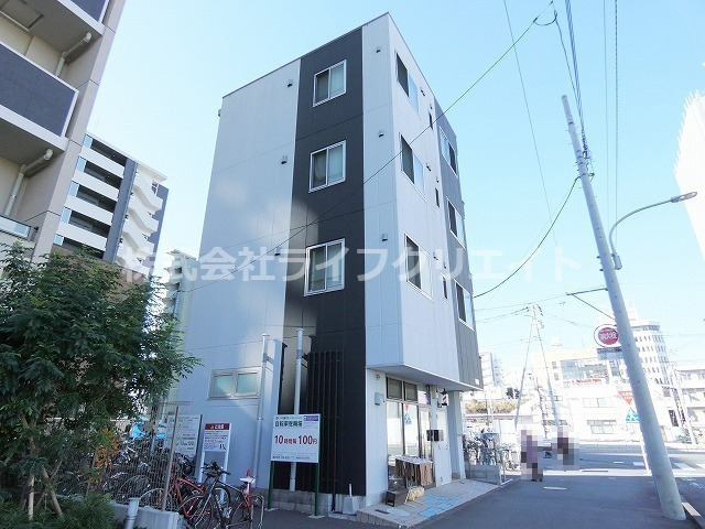 KTビルの外観