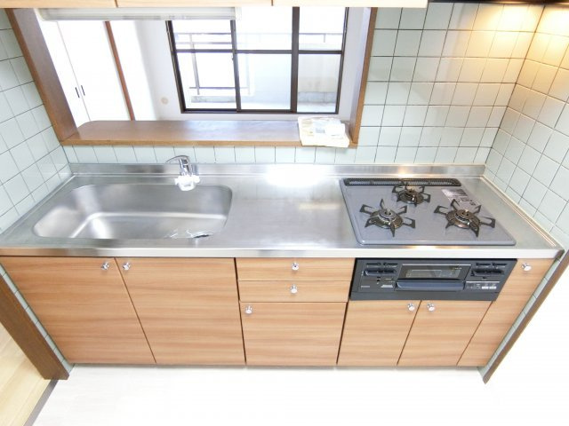 ウエストコートのキッチン|同マンション別部屋