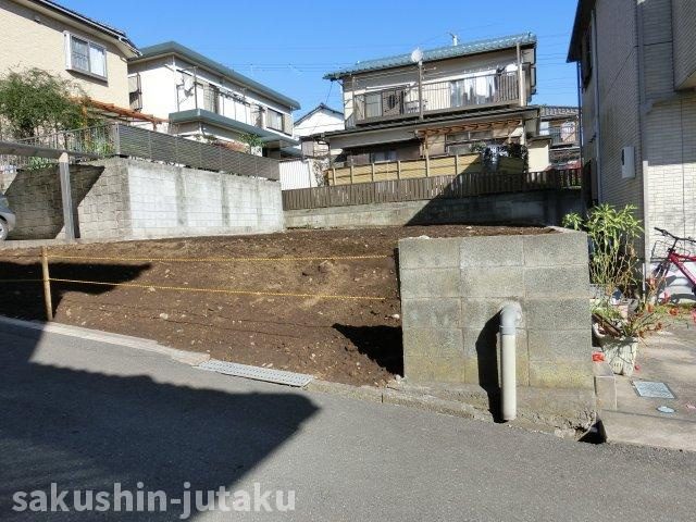 八千代台東２丁目　売地の外観|八千代台東２丁目　売地　約３６坪　更地　建築条件なし　南西側４ｍ私道　間口約９ｍ