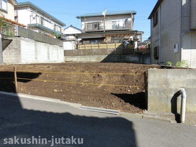 八千代台東２丁目　売地の外観|八千代台東２丁目　売地　約３６坪　更地　建築条件なし　南西側４ｍ私道　間口約９ｍ