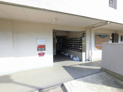 【エントランス】 | しらとり台住宅１号棟 | エントランス部分です。