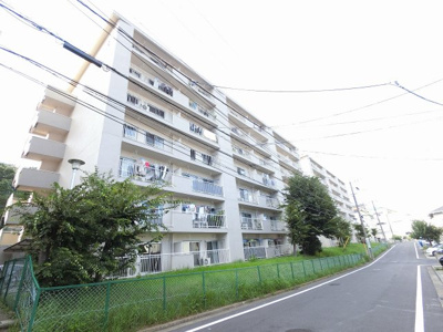 【外観】 | しらとり台住宅１号棟 | 総戸数８４戸、昭和４８年７月築、管理人は巡回勤務につき管理体制良好です♪