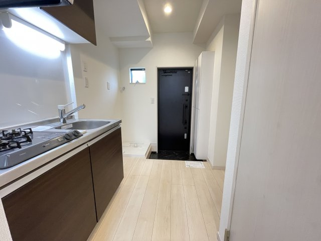 ヒルズ新柏の玄関