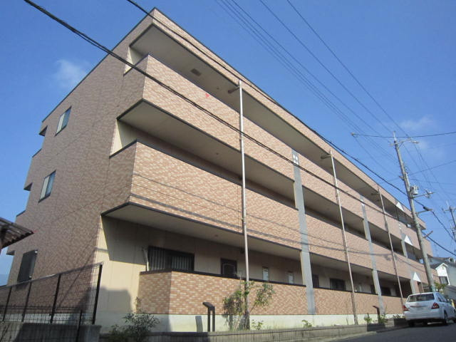 シャルマングレーヌの外観|おしゃれな外観です