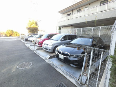 【駐車場】 | ユニテ宮崎台テラス | 機械式駐車場です。