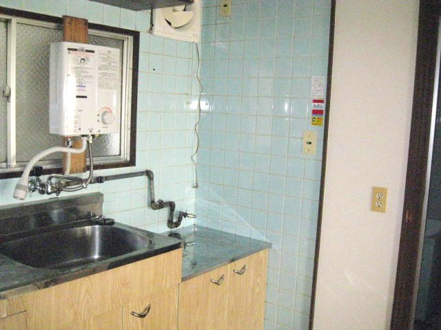 上竹ビルのキッチン|使いやすいキッチンです