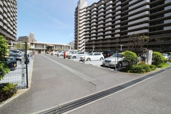 アリーナコースト参番街 12階　70.68㎡　リ　ノベーションの駐車場