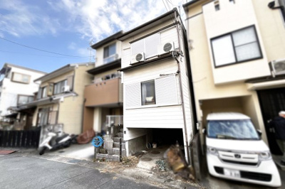 【前面道路含む現地写真】 | 伏見区向島中島町　中古戸建 | 理想のお部屋にリフォームしたい、とにかく安く綺麗にしたい、リフォーム費用を住宅ローンで借りたい等お客様のご要望に合わせたご提案をさせて頂きます。お気軽にご相談下さい！
