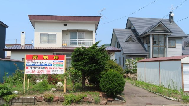 紋別郡遠軽町２条通北７丁目１－１３　中古売家の外観