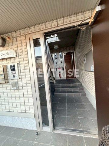 グラン シャリオ Ｃ棟のエントランス