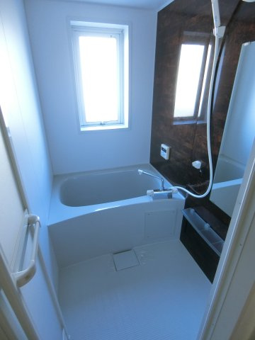 カクサン可美タウンBの浴室|お風呂で日々の疲れを落としましょう